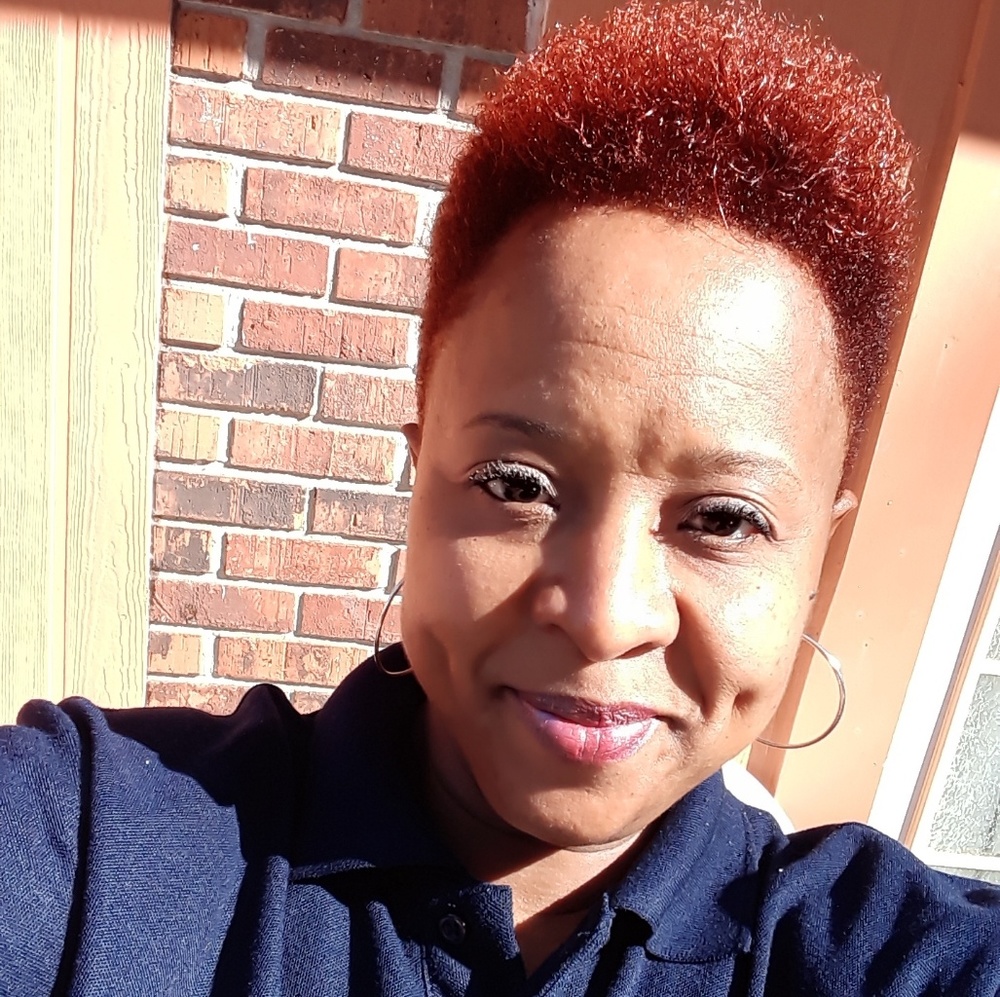 Meet your Posher, Debra